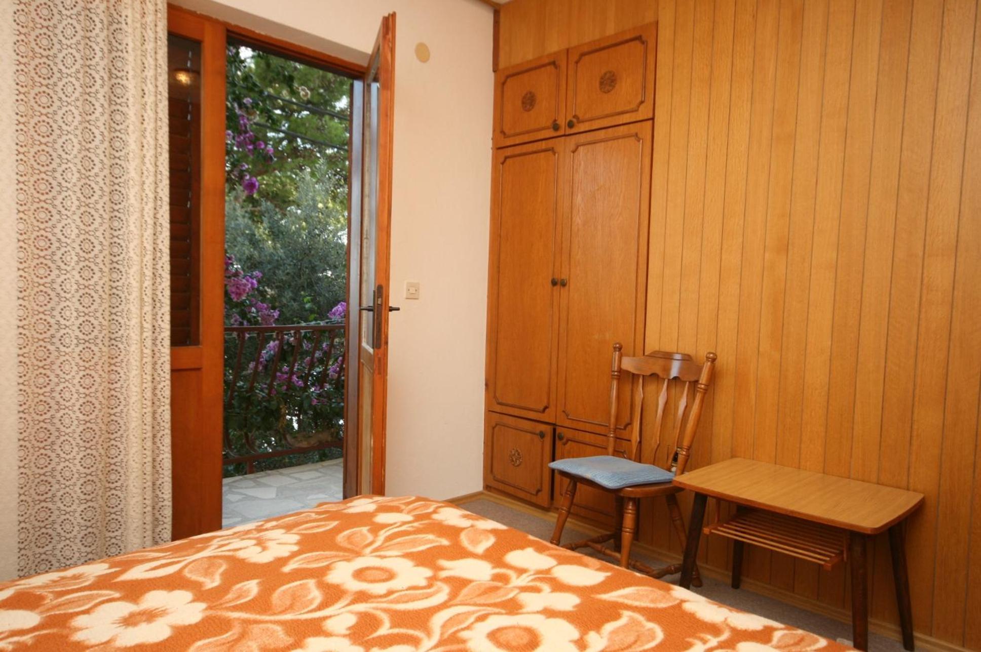 Apartments By The Sea Zivogosce - Mala Duba, Makarska - 2603 Igrane Rom bilde